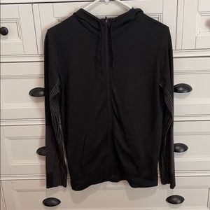 nike dri-fit hoodie